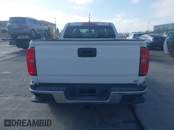 ✅ 2018 Chevrolet Colorado 2WD Work Truck • VIN: 1GCHSBEA4J1118431 • Lot: 43052818. Listed on IAAI with 135,573 mi. Free auction sales archive from the USA and detailed vehicle history report at DreamBid. Image 17.