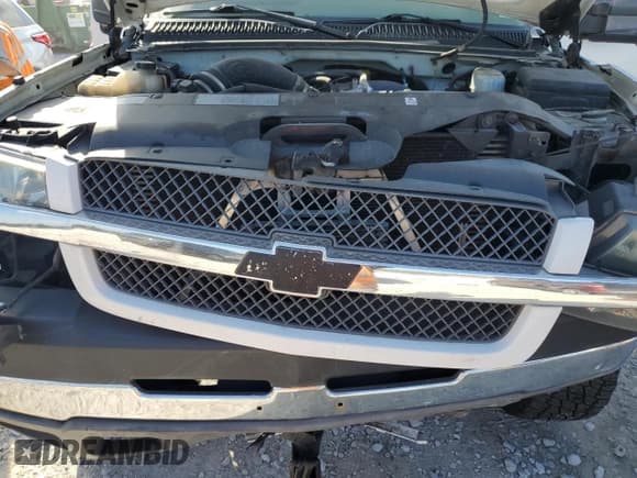 ✅ 2004 Chevrolet Silverado 2500HD LS • VIN: 1GCHK23164F131661 • Лот: 86064585. Опубликован ранее на Copart с пробегом 245 893 миль. Бесплатный доступ к архиву аукционных продаж из США и подробный отчёт об истории автомобиля на DreamBid. Изображение 11.