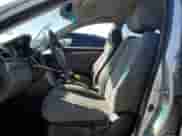 2010 Hyundai Sonata GLS z VIN 5NPET4AC2AH651244, wystawiony jako Copart lot #72218304 z przebiegiem 132 916 mil mil oraz Szkoda całkowita • Salvage title. Historia ofert i sprzedaży dostępna na DreamBid. Obrazek 7.