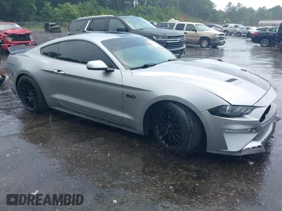 ✅ 2020 Ford Mustang GT • VIN: 1FA6P8CF3L5168801 • Lot: 42616416. Listed on IAAI with 86,594 mi. Free auction sales archive from the USA and detailed vehicle history report at DreamBid. Image 1.