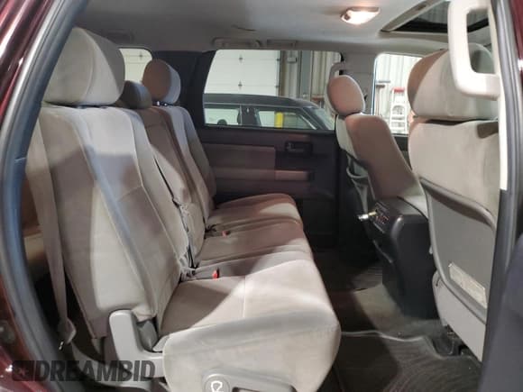 ✅ 2012 Toyota Sequoia • VIN: 5TDBM5G16CS002278 • Lot: 78201384. Wystawiony na Copart z przebiegiem 266 555 mil. Bezpłatny archiwum sprzedaży aukcyjnych z USA i szczegółowy raport historii pojazdu na DreamBid. Zdjęcie 11.