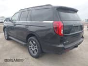 ✅ 2025 Ford Expedition Active • VIN: 1FMJU1H86SEA17492 • Lot: 42416154. Listed on IAAI with 2,890 mi. Free auction sales archive from the USA and detailed vehicle history report at DreamBid. Image 3.