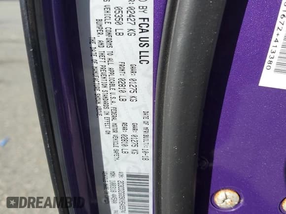 ✅ 2019 Dodge Challenger SXT • VIN: 2C3CDZGG5KH545574 • Lot: 87307175. Wystawiony na Copart z przebiegiem 77 947 mil. Bezpłatny archiwum sprzedaży aukcyjnych z USA i szczegółowy raport historii pojazdu na DreamBid. Zdjęcie 12.