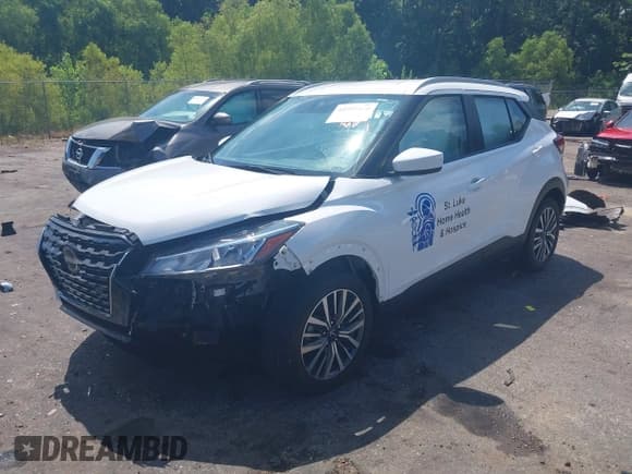 ✅ 2022 Nissan Kicks SV • VIN: 3N1CP5CV8NL485224 • Lot: 42757120. Wystawiony na IAAI z przebiegiem 72 554 mil. Bezpłatny archiwum sprzedaży aukcyjnych z USA i szczegółowy raport historii pojazdu na DreamBid. Zdjęcie 18.