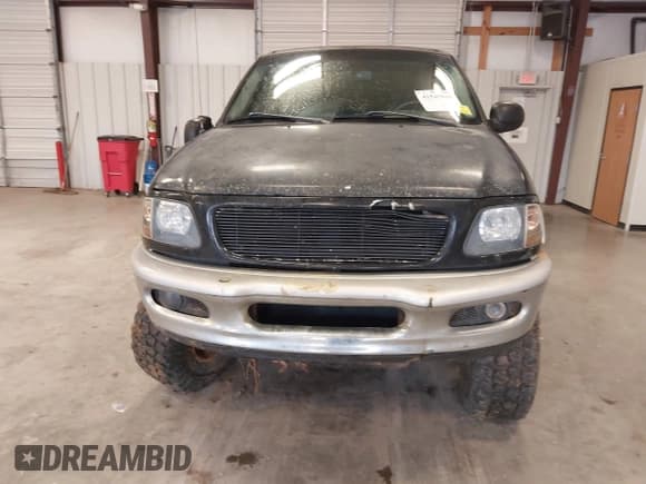 ✅ 1998 Ford F-150 XL • VIN: 1FTRX08L6WKA88552 • Lot: 41549860. Listed on IAAI with 141,247 mi. Free auction sales archive from the USA and detailed vehicle history report at DreamBid. Image 17.