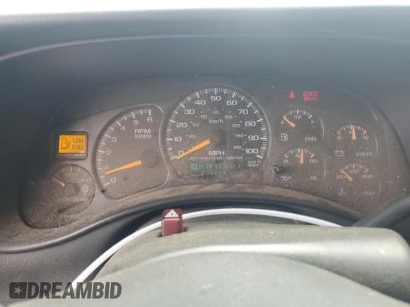 ✅ 2001 Chevrolet Silverado 2500HD LS • VIN: 1GCHK23U81F104273 • Lot: 55800415. Wystawiony na Copart z przebiegiem 215 292 mil. Bezpłatny archiwum sprzedaży aukcyjnych z USA i szczegółowy raport historii pojazdu na DreamBid. Zdjęcie 9.