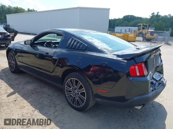 ✅ 2010 Ford Mustang GT • VIN: 1ZVBP8CH9A5169195 • Лот: 42704649. Опубликован ранее на IAAI с пробегом 142 722 миль. Бесплатный доступ к архиву аукционных продаж из США и подробный отчёт об истории автомобиля на DreamBid. Изображение 3.