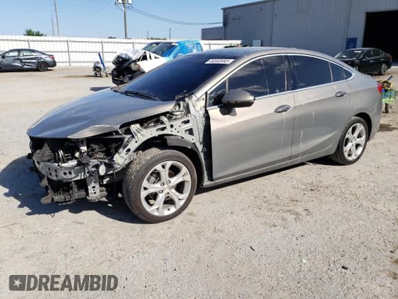 ✅ 2017 Chevrolet Cruze Premier • VIN: 1G1BF5SMXH7267436 • Lot: 46593993. Listed on Copart with 161,367 mi. Free auction sales archive from the USA and detailed vehicle history report at DreamBid. Image 1.