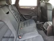 ✅ 2021 Porsche Macan Turbo • VIN: WP1AF2A55MLB60242 • Lot: 68712032. Wystawiony na Copart z przebiegiem 12 737 mil. Bezpłatny archiwum sprzedaży aukcyjnych z USA i szczegółowy raport historii pojazdu na DreamBid. Zdjęcie 11.