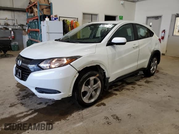 ✅ 2017 Honda HR-V LX • VIN: 3CZRU6H34HM108170 • Лот: 70585025. Опубликован ранее на Copart с пробегом 113 869 миль. Бесплатный доступ к архиву аукционных продаж из США и подробный отчёт об истории автомобиля на DreamBid. Изображение 1.