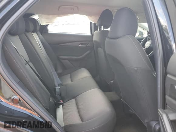 ✅ 2024 Mazda CX-30 S • VIN: 3MVDMBAM7RM612434 • Lot: 70040865. Wystawiony na Copart z przebiegiem Nie podano. Bezpłatny archiwum sprzedaży aukcyjnych z USA i szczegółowy raport historii pojazdu na DreamBid. Zdjęcie 10.