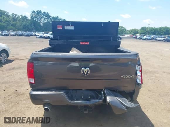 2019 Ram 1500 Tradesman with VIN 1C6RR7FT7KS541259, listed as a IAAI auction lot 42593901 with 90,476 mi miles and . Bid and sale history available at DreamBid. Image 16.