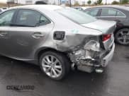 ✅ 2014 Lexus IS 250 • VIN: JTHBF1D29E5014075 • Lot: 43734365. Wystawiony na IAAI z przebiegiem 153 002 mil. Bezpłatny archiwum sprzedaży aukcyjnych z USA i szczegółowy raport historii pojazdu na DreamBid. Zdjęcie 6.