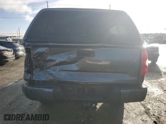 ✅ 2017 Toyota Tundra SR5 • VIN: 5TFEY5F13HX223809 • Лот: 45572755. Опубликован ранее на Copart с пробегом 83 249 миль. Бесплатный доступ к архиву аукционных продаж из США и подробный отчёт об истории автомобиля на DreamBid. Изображение 6.