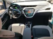 ✅ 2017 Chevrolet Bolt EV LT • VIN: 1G1FW6S06H4141032 • Lot: 55387134. Wystawiony na Copart z przebiegiem 54 875 mil. Bezpłatny archiwum sprzedaży aukcyjnych z USA i szczegółowy raport historii pojazdu na DreamBid. Zdjęcie 8.