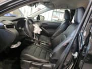 ✅ 2023 Toyota Corolla Cross LE • VIN: 7MUCAAAG7PV061015 • Лот: 66490435. Опубликован ранее на Copart с пробегом 54 602 миль. Бесплатный доступ к архиву аукционных продаж из США и подробный отчёт об истории автомобиля на DreamBid. Изображение 7.