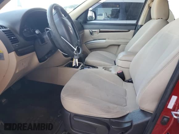 ✅ 2011 Hyundai Santa Fe GLS • VIN: 5XYZG3ABXBG031662 • Lot: 76612104. Listed on Copart with 238,772 mi. Free auction sales archive from the USA and detailed vehicle history report at DreamBid. Image 7.