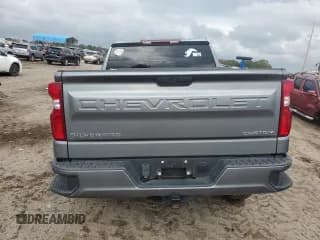 ✅ 2020 Chevrolet Silverado 1500 Custom • VIN: 3GCPWBEK7LG374754 • Lot: 79290414. Wystawiony na Copart z przebiegiem 100 469 mil. Bezpłatny archiwum sprzedaży aukcyjnych z USA i szczegółowy raport historii pojazdu na DreamBid. Zdjęcie 6.