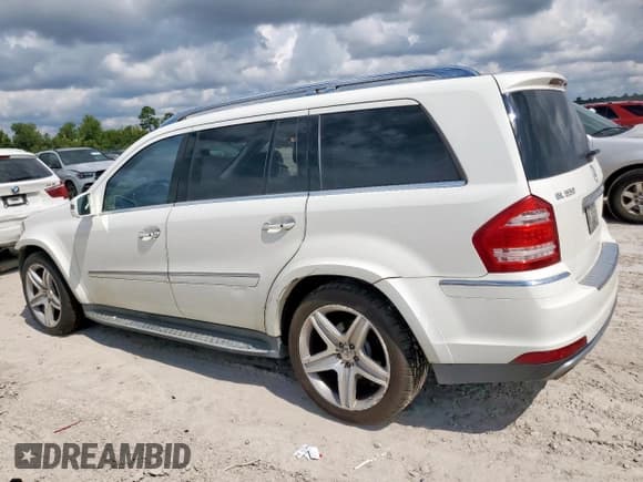 ✅ 2012 Mercedes-Benz GL 550 • VIN: 4JGBF8GE2CA785395 • Lot: 68057285. Listed on Copart with 189,154 mi. Free auction sales archive from the USA and detailed vehicle history report at DreamBid. Image 2.