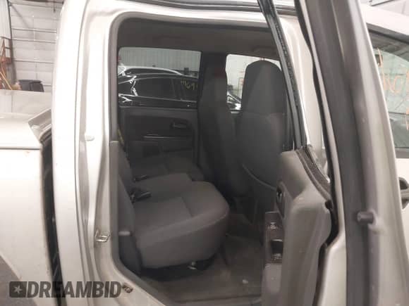 2006 Chevrolet Colorado 2LT with VIN 1GCDT136068165572, listed as a IAAI auction lot 41680687 with 136,882 mi miles and . Bid and sale history available at DreamBid. Image 8.