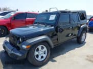 ✅ 2023 Jeep Wrangler Willys • VIN: 1C4HJXDG5PW615358 • Lot: 42383749. Wystawiony na IAAI z przebiegiem 31 988 mil. Bezpłatny archiwum sprzedaży aukcyjnych z USA i szczegółowy raport historii pojazdu na DreamBid. Zdjęcie 2.