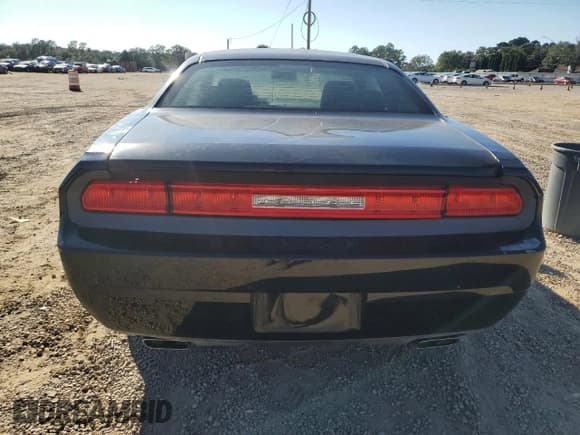 ✅ 2014 Dodge Challenger SXT • VIN: 2C3CDYAG4EH126669 • Lot: 82412235. Listed on Copart with 92,171 mi. Free auction sales archive from the USA and detailed vehicle history report at DreamBid. Image 6.