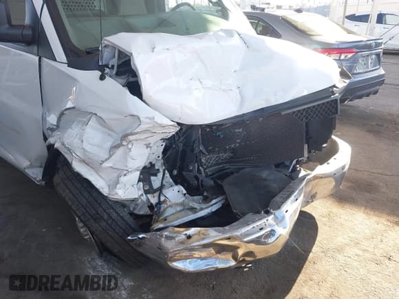 ✅ 2020 Chevrolet Express Cargo • VIN: 1GCWGAFP0L1242088 • Лот: 42145895. Опубликован ранее на IAAI с пробегом Не указан. Бесплатный доступ к архиву аукционных продаж из США и подробный отчёт об истории автомобиля на DreamBid. Изображение 6.