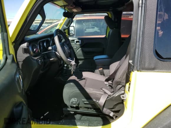 ✅ 2023 Jeep Wrangler Sport S • VIN: 1C4GJXAN8PW639524 • Lot: 45350275. Listed on Copart with 51,892 mi. Free auction sales archive from the USA and detailed vehicle history report at DreamBid. Image 7.