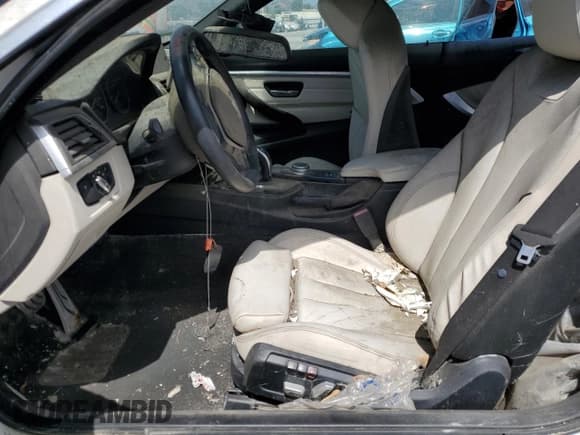 ✅ 2018 BMW 4 Series 430i • VIN: WBA4Z1C50JEA31497 • Lot: 69812385. Listed on Copart with Not provided. Free auction sales archive from the USA and detailed vehicle history report at DreamBid. Image 7.