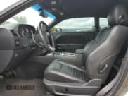 ✅ 2009 Dodge Challenger SE • VIN: 2B3LJ44V69H607067 • Lot: 68578464. Wystawiony na Copart z przebiegiem 100 189 mil. Bezpłatny archiwum sprzedaży aukcyjnych z USA i szczegółowy raport historii pojazdu na DreamBid. Zdjęcie 7.