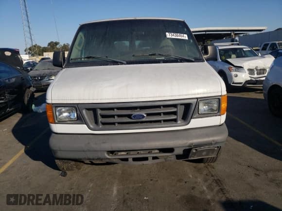 ✅ 2004 Ford Econoline Passenger XL • VIN: 1FMRE11W84HA50164 • Lot: 73438464. Listed on Copart with 148,916 mi. Free auction sales archive from the USA and detailed vehicle history report at DreamBid. Image 5.
