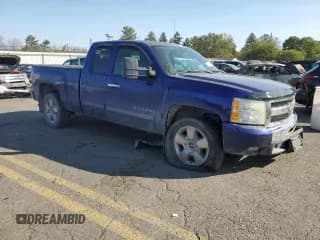 ✅ 2011 Chevrolet Silverado 1500 LT • VIN: 1GCRKSE36BZ247649 • Lot: 75695524. Listed on Copart with 175,275 mi. Free auction sales archive from the USA and detailed vehicle history report at DreamBid. Image 4.