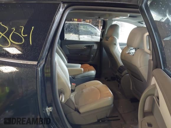 ✅ 2015 Chevrolet Traverse LT • VIN: 1GNKVHKD7FJ287503 • Lot: 43138804. Listed on IAAI with 162,271 mi. Free auction sales archive from the USA and detailed vehicle history report at DreamBid. Image 8.