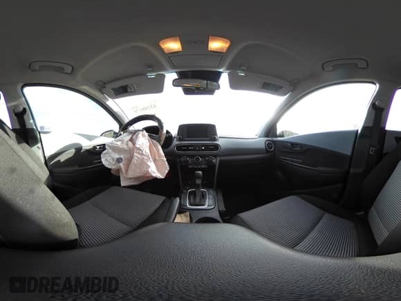 ✅ 2021 Hyundai Kona SE • VIN: KM8K1CAA5MU740281 • Lot: 43348170. Wystawiony na IAAI z przebiegiem 39 836 mil mil. Skorzystaj z bezpłatnego archiwum sprzedaży aukcyjnych z USA i zobacz szczegółowy raport historii pojazdu na DreamBid. Zdjęcie 18.