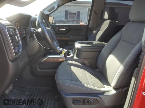 ✅ 2019 Chevrolet Silverado 1500 RST • VIN: 3GCPWDEK9KG190426 • Lot: 57273295. Listed on Copart with 81,814 mi. Free auction sales archive from the USA and detailed vehicle history report at DreamBid. Image 7.