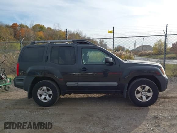 ✅ 2011 Nissan Xterra S • VIN: 5N1AN0NW6BC523023 • Lot: 43654210. Listed on IAAI with 207,440 mi. Free auction sales archive from the USA and detailed vehicle history report at DreamBid. Image 13.