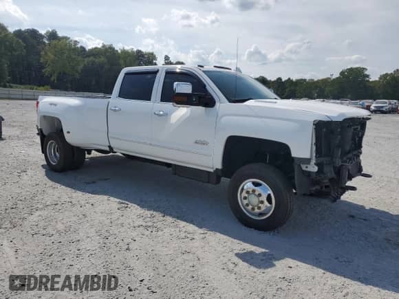 2016 Chevrolet Silverado 3500HD High Country с VIN 1GC4K1E87GF108705, выставлен на аукционе Copart как лот 81566335 с пробегом 130 757 миль миль и Списание • Salvage title. История ставок и продаж доступна на DreamBid. Изображение 4.