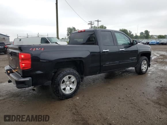 ✅ 2018 Chevrolet Silverado 1500 LT • VIN: 1GCVKREC0JZ154132 • Лот: 70342405. Опубликован ранее на Copart с пробегом 163 842 миль. Бесплатный доступ к архиву аукционных продаж из США и подробный отчёт об истории автомобиля на DreamBid. Изображение 3.