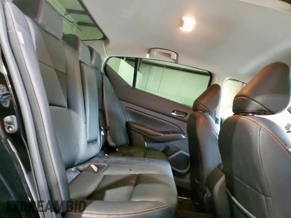 ✅ 2024 Nissan Altima SR • VIN: 1N4BL4CV6RN342220 • Lot: 90320185. Wystawiony na Copart z przebiegiem 18 820 mil. Bezpłatny archiwum sprzedaży aukcyjnych z USA i szczegółowy raport historii pojazdu na DreamBid. Zdjęcie 10.