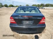 ✅ 2006 Mercedes-Benz C 280 Luxury • VIN: WDBRF92H46F817361 • Lot: 71026145. Wystawiony na Copart z przebiegiem 163 772 mil. Bezpłatny archiwum sprzedaży aukcyjnych z USA i szczegółowy raport historii pojazdu na DreamBid. Zdjęcie 6.
