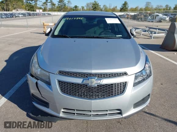 2014 Chevrolet Cruze 1LT с VIN 1G1PC5SB2E7258013, выставлен на аукционе IAAI как лот 43417395 с пробегом 219 609 миль миль и . История ставок и продаж доступна на DreamBid. Изображение 12.