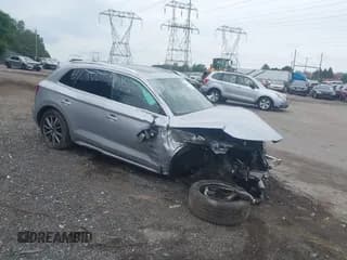 ✅ 2021 Audi SQ5 Premium Plus • VIN: WA1B4AFY6M2034674 • Lot: 42695375. Wystawiony na IAAI z przebiegiem Nie podano. Bezpłatny archiwum sprzedaży aukcyjnych z USA i szczegółowy raport historii pojazdu na DreamBid. Zdjęcie 1.