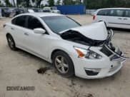 ✅ 2014 Nissan Altima S • VIN: 1N4AL3AP9EN355709 • Lot: 87241115. Listed on Copart with 134,606 mi. Free auction sales archive from the USA and detailed vehicle history report at DreamBid. Image 4.