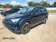 ✅ 2017 Toyota RAV4 SE • VIN: 2T3NFREV3HW332356 • Lot: 81853065. Wystawiony na Copart z przebiegiem 81 196 mil. Bezpłatny archiwum sprzedaży aukcyjnych z USA i szczegółowy raport historii pojazdu na DreamBid. Zdjęcie 1.