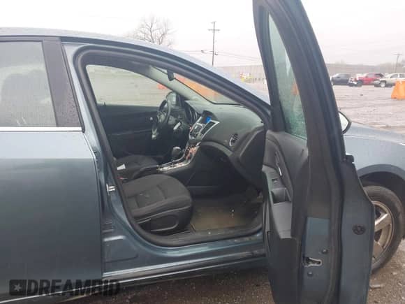 2012 Chevrolet Cruze 1LT с VIN 1G1PF5SC5C7363867, выставлен на аукционе IAAI как лот 43579046 с пробегом 143 423 миль миль и . История ставок и продаж доступна на DreamBid. Изображение 5.