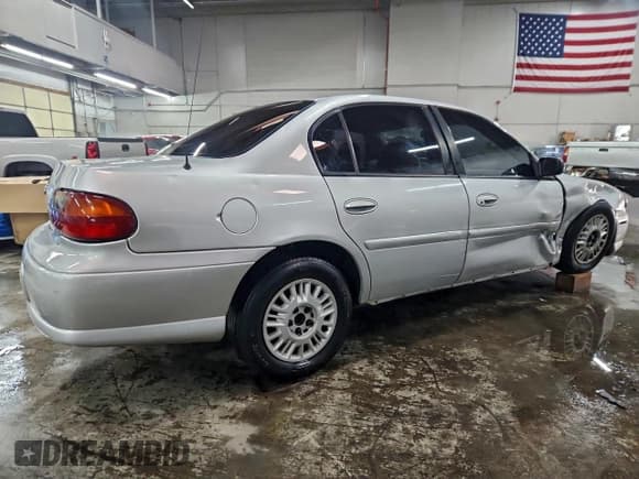 ✅ 2004 Chevrolet Malibu Classic • VIN: 1G1ND52F44M679321 • Лот: 94806825. Опубликован ранее на Copart с пробегом 100 562 миль. Бесплатный доступ к архиву аукционных продаж из США и подробный отчёт об истории автомобиля на DreamBid. Изображение 3.