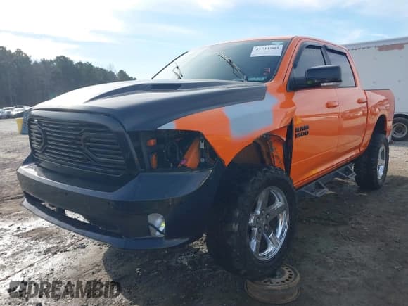 ✅ 2015 Ram 1500 Sport • VIN: 1C6RR7MT0FS702446 • Лот: 41711903. Опубликован ранее на IAAI с пробегом 145 464 миль. Бесплатный доступ к архиву аукционных продаж из США и подробный отчёт об истории автомобиля на DreamBid. Изображение 18.