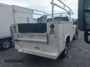 ✅ 2007 Chevrolet Silverado 2500HD Work Truck • VIN: 1GBHC24U97E116012 • Lot: 42885122. Wystawiony na IAAI z przebiegiem 189 444 mil. Bezpłatny archiwum sprzedaży aukcyjnych z USA i szczegółowy raport historii pojazdu na DreamBid. Zdjęcie 4.