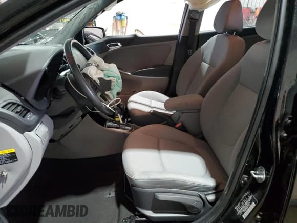 ✅ 2016 Hyundai Accent Sport • VIN: KMHCU5AE5GU246078 • Лот: 69123645. Опубликован ранее на Copart с пробегом 11 892 миль. Бесплатный доступ к архиву аукционных продаж из США и подробный отчёт об истории автомобиля на DreamBid. Изображение 7.