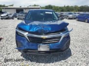 ✅ 2022 Chevrolet Equinox LS • VIN: 3GNAXSEV8NS235902 • Lot: 69898105. Wystawiony na Copart z przebiegiem 29 581 mil. Bezpłatny archiwum sprzedaży aukcyjnych z USA i szczegółowy raport historii pojazdu na DreamBid. Zdjęcie 5.